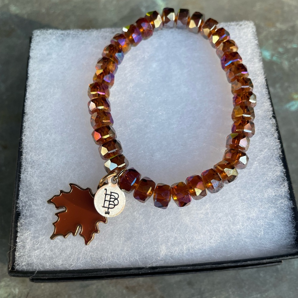 Bourbon and Boweties stretch bracelet
